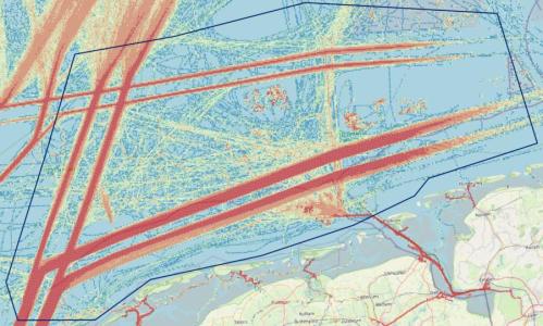 EO AND GNSS DATA TO IMPROVE NAVIGATION SAFETY ASSESSMENT